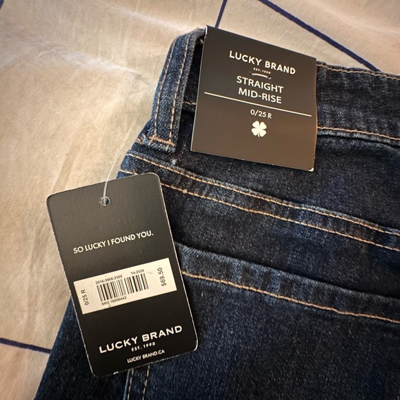 NWT Lucky Brand mid-rise straight jeans, size 25R - Picture 6 of 8